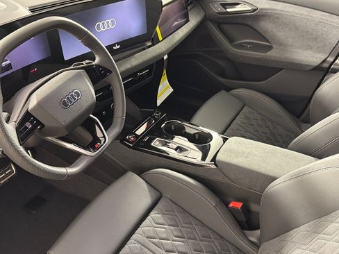 New 2027 Audi SQ6 e-tron Premium Plus AWD/4WD image 9