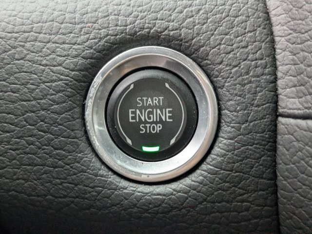 Used 2022 GMC Yukon Denali AWD/4WD image 28
