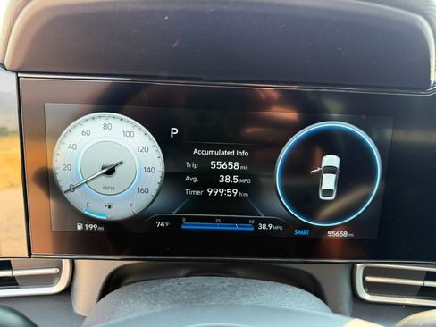 Used 2023 Hyundai Elantra SEL w/ Convenience Package FWD image 18