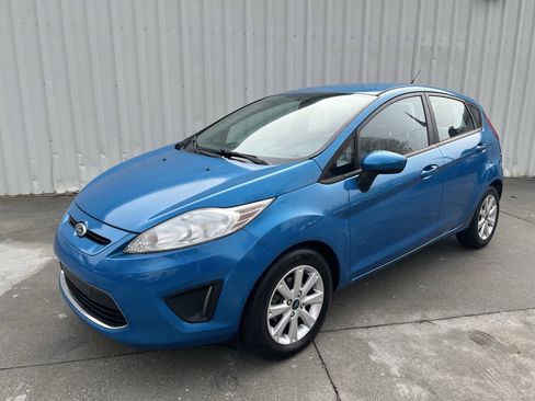 Used 2012 Ford Fiesta SE FWD image 7
