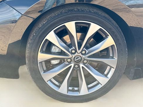 Used 2023 Nissan Maxima Platinum w/ Sport Mat Group image 32