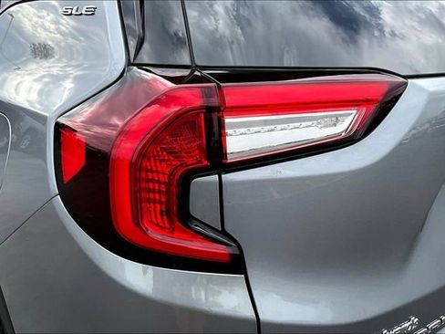 Used 2024 GMC Terrain SLE AWD/4WD image 22
