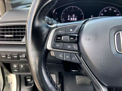 Used 2021 Honda Accord Touring image 23