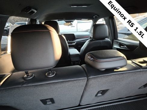 Used 2025 Chevrolet Equinox RS image 13