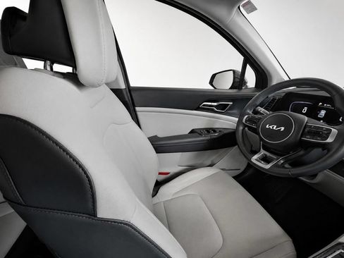 Certified 2024 Kia Sportage EX AWD/4WD image 27