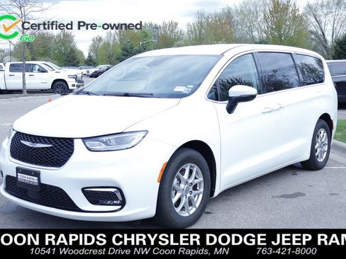 Certified 2023 Chrysler Pacifica Touring-L FWD image 1