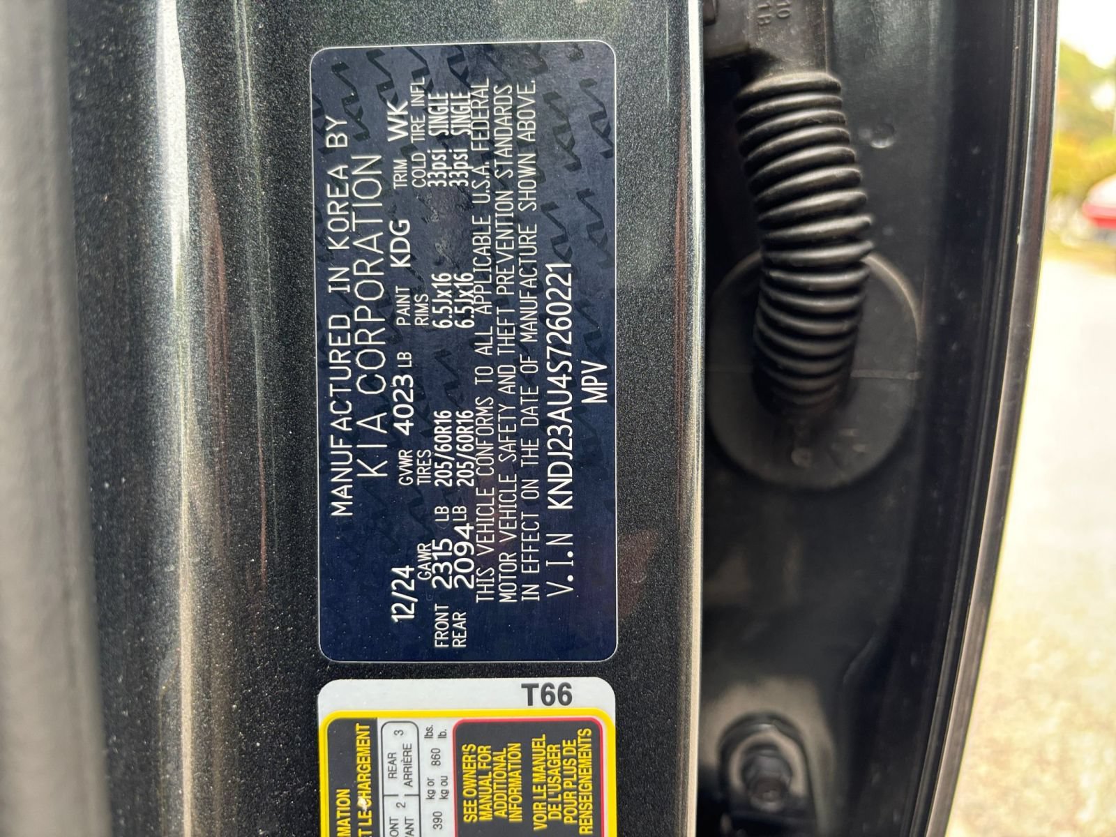 Used 2025 Kia Soul LX w/ LX Technology Package FWD image 25