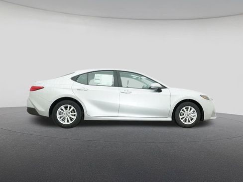 New 2026 Toyota Camry LE image 27