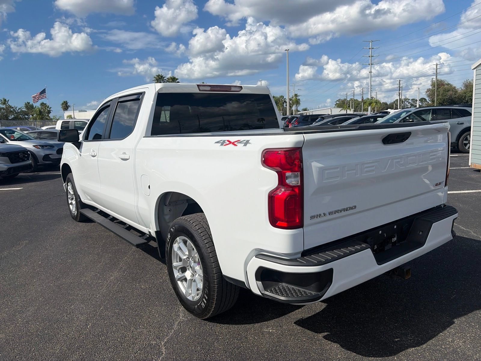 Used 2023 Chevrolet Silverado 1500 RST AWD/4WD image 5