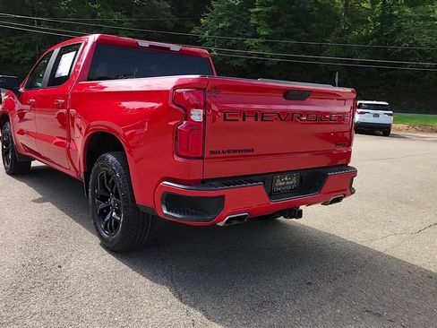 Used 2022 Chevrolet Silverado 1500 RST AWD/4WD image 12