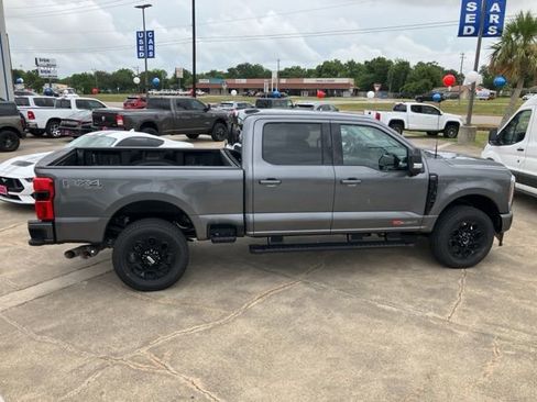 New 2025 Ford F250 Lariat w/ Lariat Ultimate Package image 8