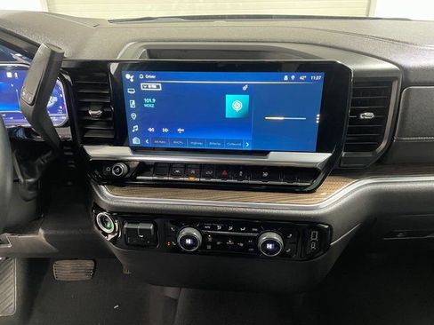 Used 2023 Chevrolet Silverado 1500 LT w/ Convenience Package II image 16