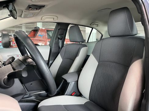 Used 2026 Toyota Corolla LE w/ LE Premium Package FWD image 13