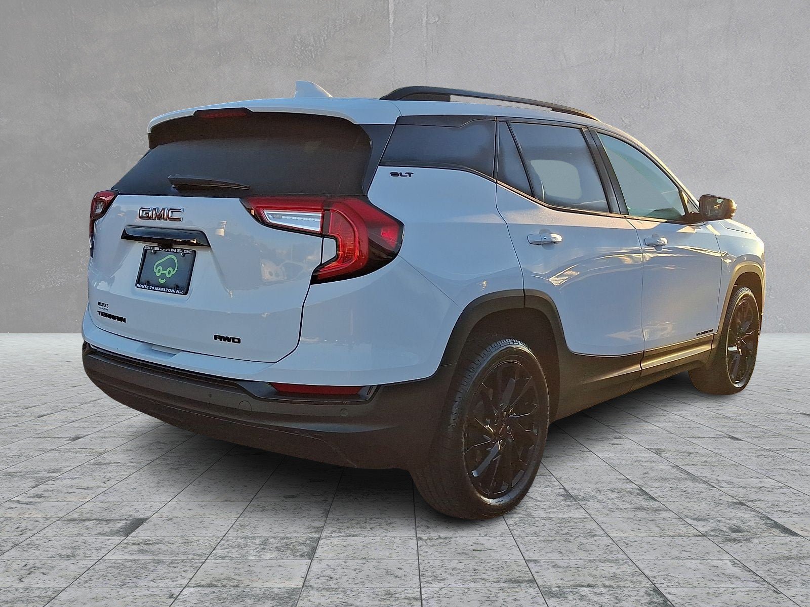 Certified 2024 GMC Terrain SLT w/ Elevation Edition AWD/4WD image 4