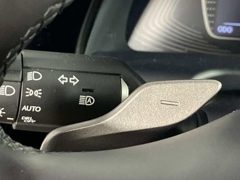 Used 2023 Lexus ES 350 350 w/ Premium Package image 18