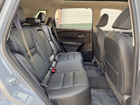 Used 2023 Nissan Rogue SL w/ SL Premium Package FWD image 38
