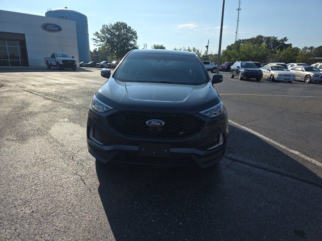 Used 2024 Ford Edge ST w/ Equipment Group 401A AWD/4WD image 8
