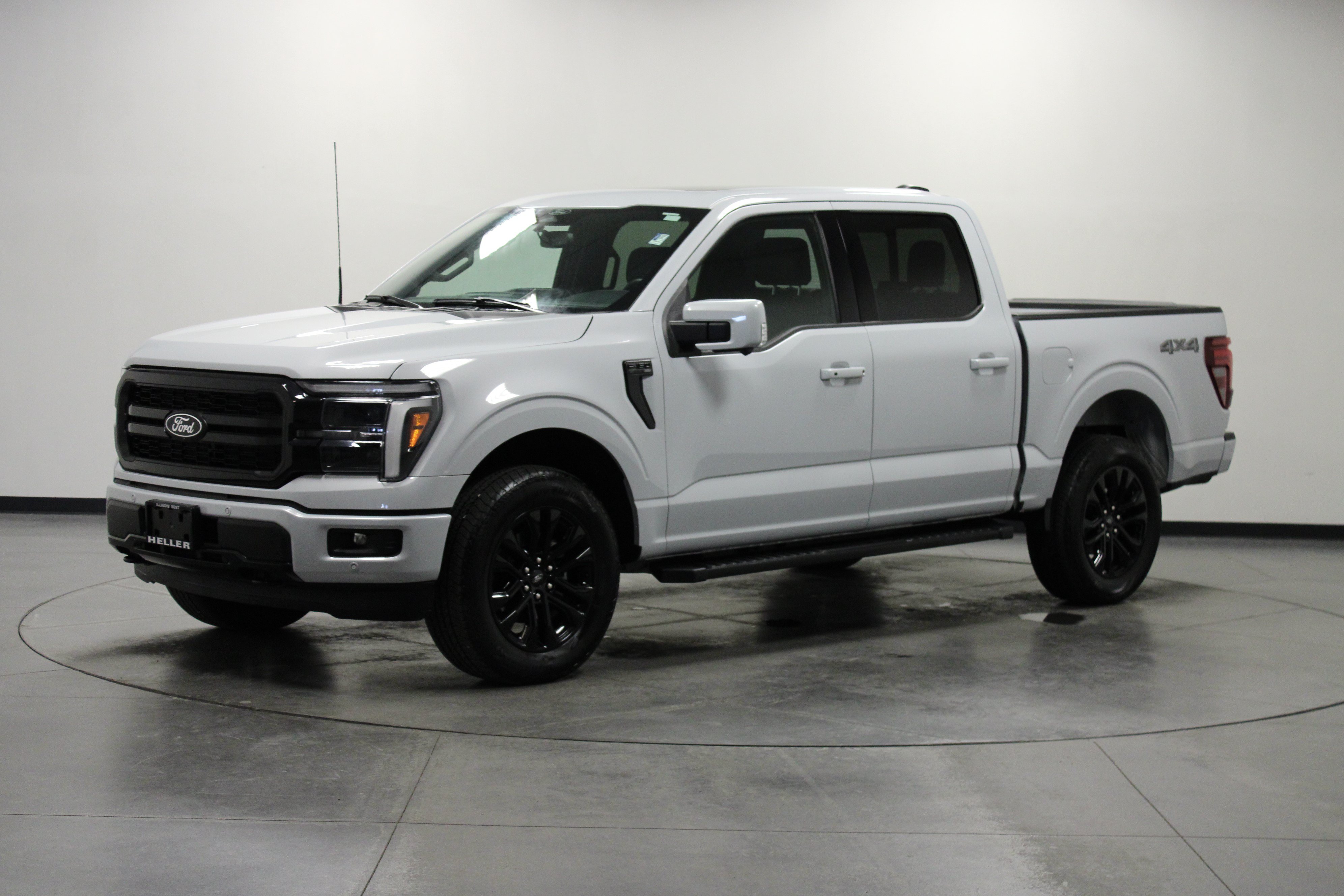 Used 2025 Ford F150 Lariat AWD/4WD image 8