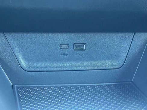Used 2025 Chevrolet Equinox LT FWD image 23