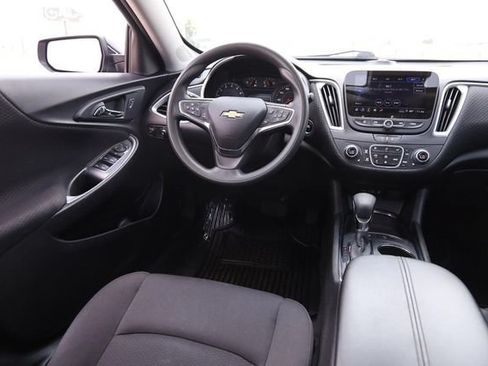 Used 2024 Chevrolet Malibu LT FWD image 22