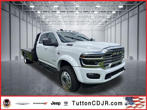 New 2026 RAM 5500 4x4 Crew Cab w/ Laramie Trim Package image 1