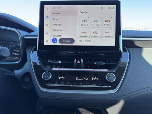 Certified 2026 Toyota Corolla Cross XLE w/ Convenience Package image 17