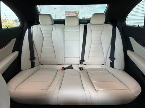 Used 2023 Mercedes-Benz E 350 Sedan image 13