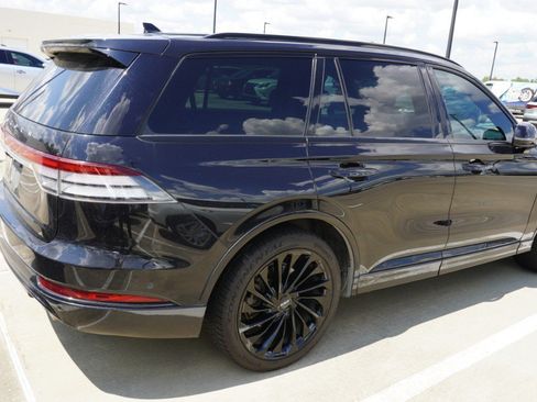Used 2023 Lincoln Aviator Reserve w/ Equipment Group 201A RWD image 5