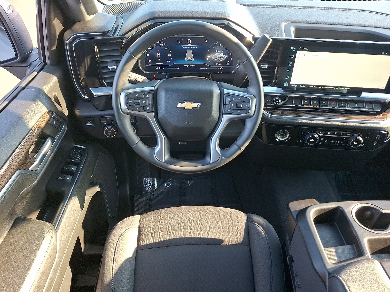 Used 2024 Chevrolet Silverado 1500 LT AWD/4WD image 10