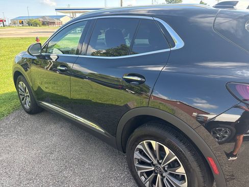 Used 2024 Buick Envision Preferred AWD/4WD image 11