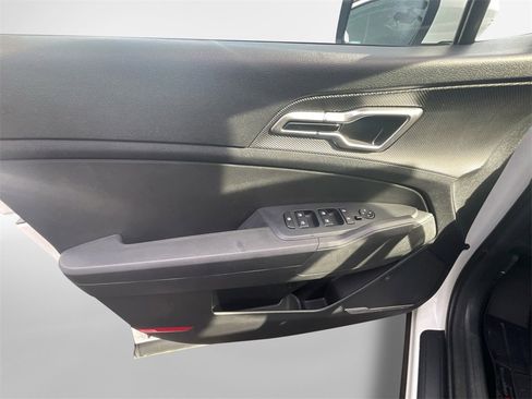 Certified 2023 Kia Sportage LX image 14