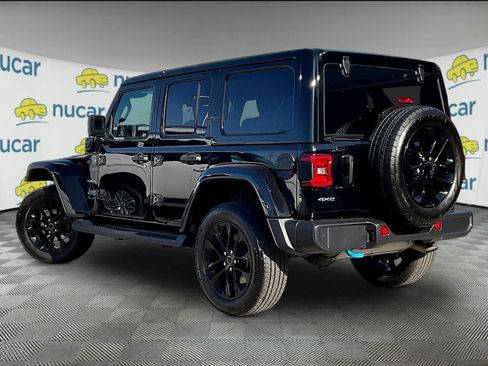 Used 2024 Jeep Wrangler Sahara w/ Technology Group image 4