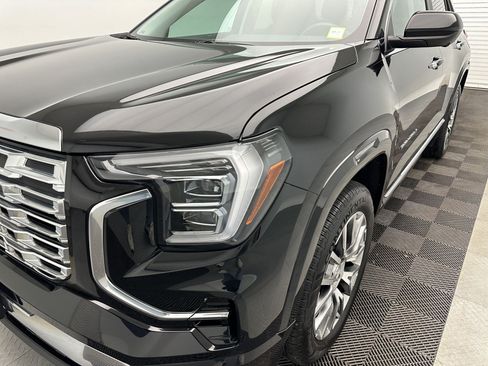 Certified 2026 GMC Terrain Denali AWD/4WD image 12