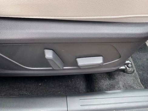 Used 2025 Hyundai Tucson Limited AWD/4WD image 13