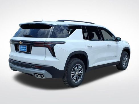 New 2026 Chevrolet Traverse LT w/ Enhanced Driving Package FWD image 3