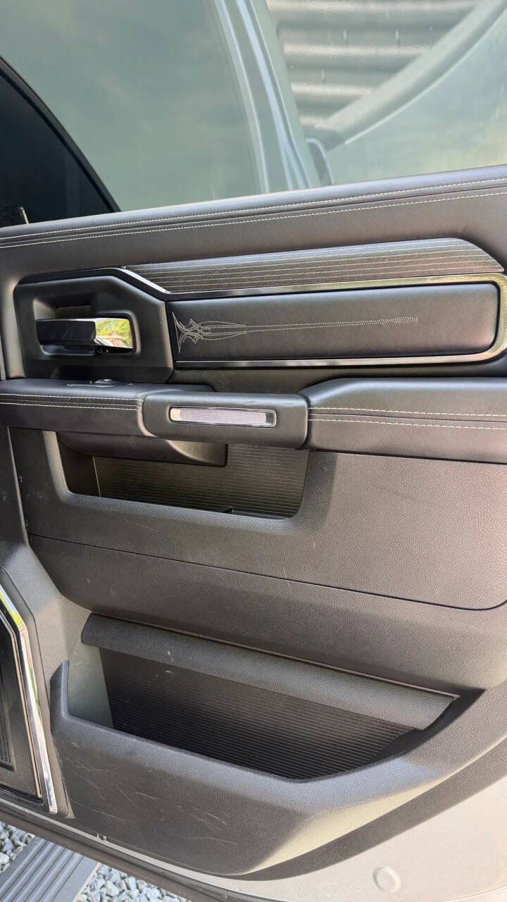 Used 2022 RAM 2500 Limited AWD/4WD image 24