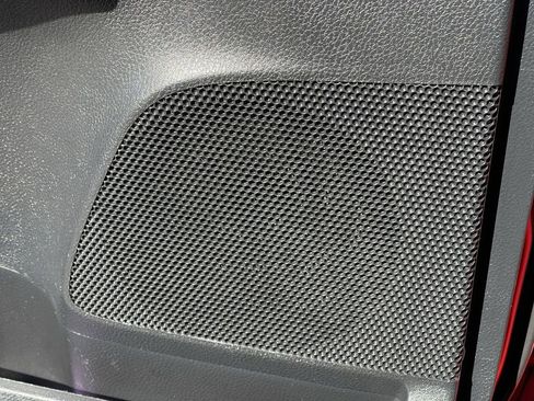 Used 2017 Toyota RAV4 LE image 21