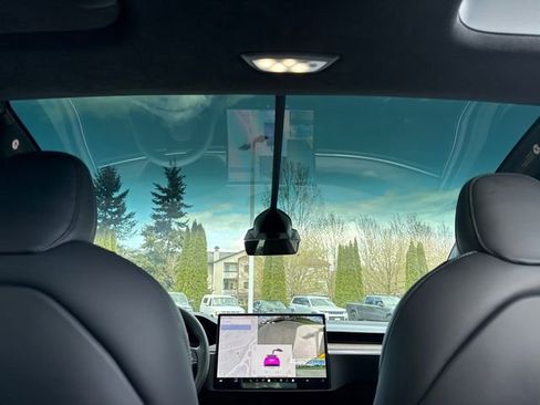 Used 2024 Tesla Model X image 60