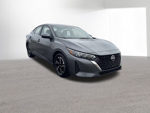 Used 2024 Nissan Sentra SV FWD image 3