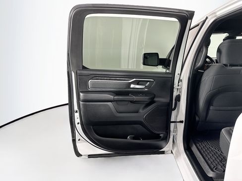 Used 2022 RAM 1500 Big Horn RWD image 25