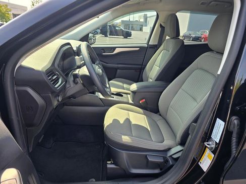 Used 2022 Ford Escape S image 21