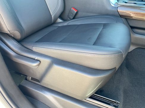 New 2025 Chevrolet Silverado 1500 RST w/ Dark Appearance Package image 27