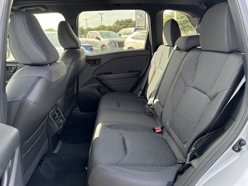 New 2025 Subaru Forester Premium image 31