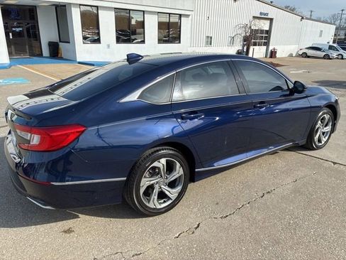 Used 2018 Honda Accord EX-L image 7