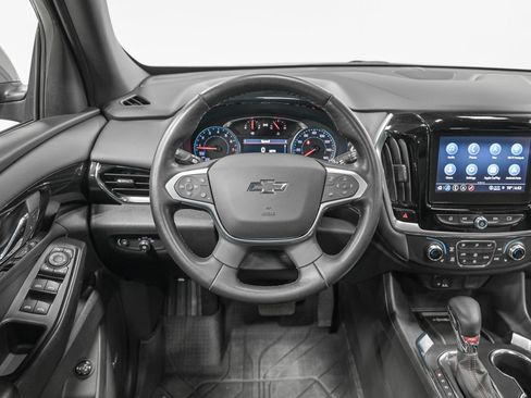 Used 2023 Chevrolet Traverse RS w/ LPO, Floor Liner Package AWD/4WD image 18
