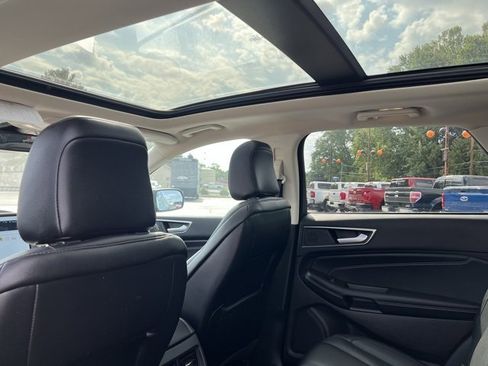 Used 2021 Ford Edge Titanium w/ Equipment Group 301A image 28