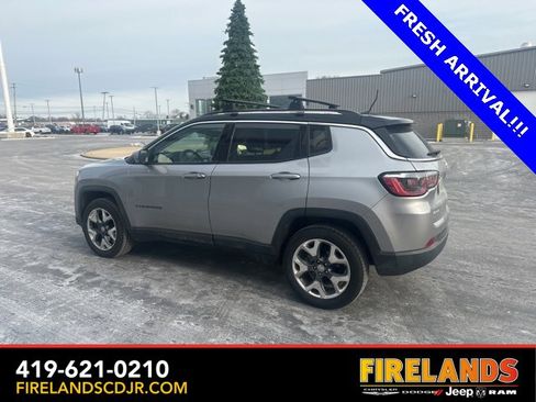 Used 2018 Jeep Compass Limited image 11