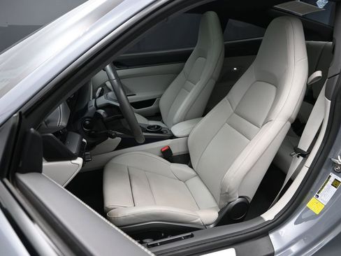 Certified 2024 Porsche 911 Carrera 4S image 5