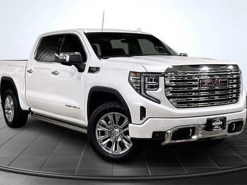 Used 2025 GMC Sierra 1500 Denali image 12