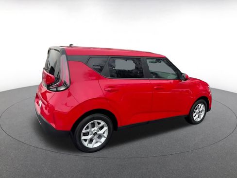 Used 2025 Kia Soul LX w/ LX Technology Package image 15